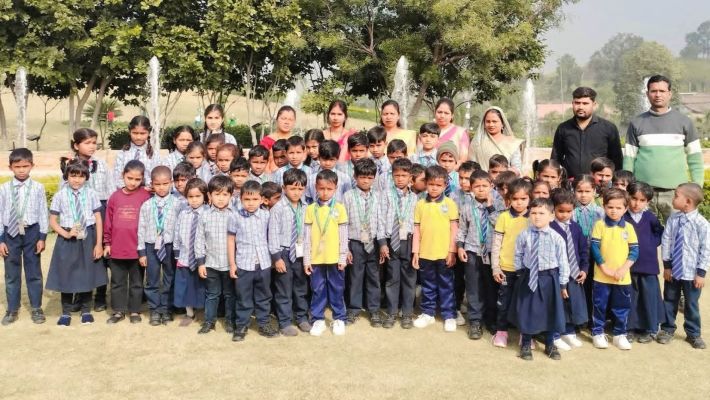 Banner : IDEAL PUBLIC SCHOOL 